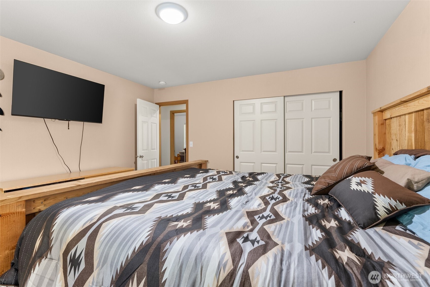 14628 SE Vail Cut Off Road , Rainier, WA 98576