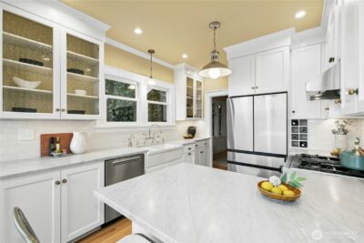 110 Smith Street , Seattle, WA 98109 - Photo 11