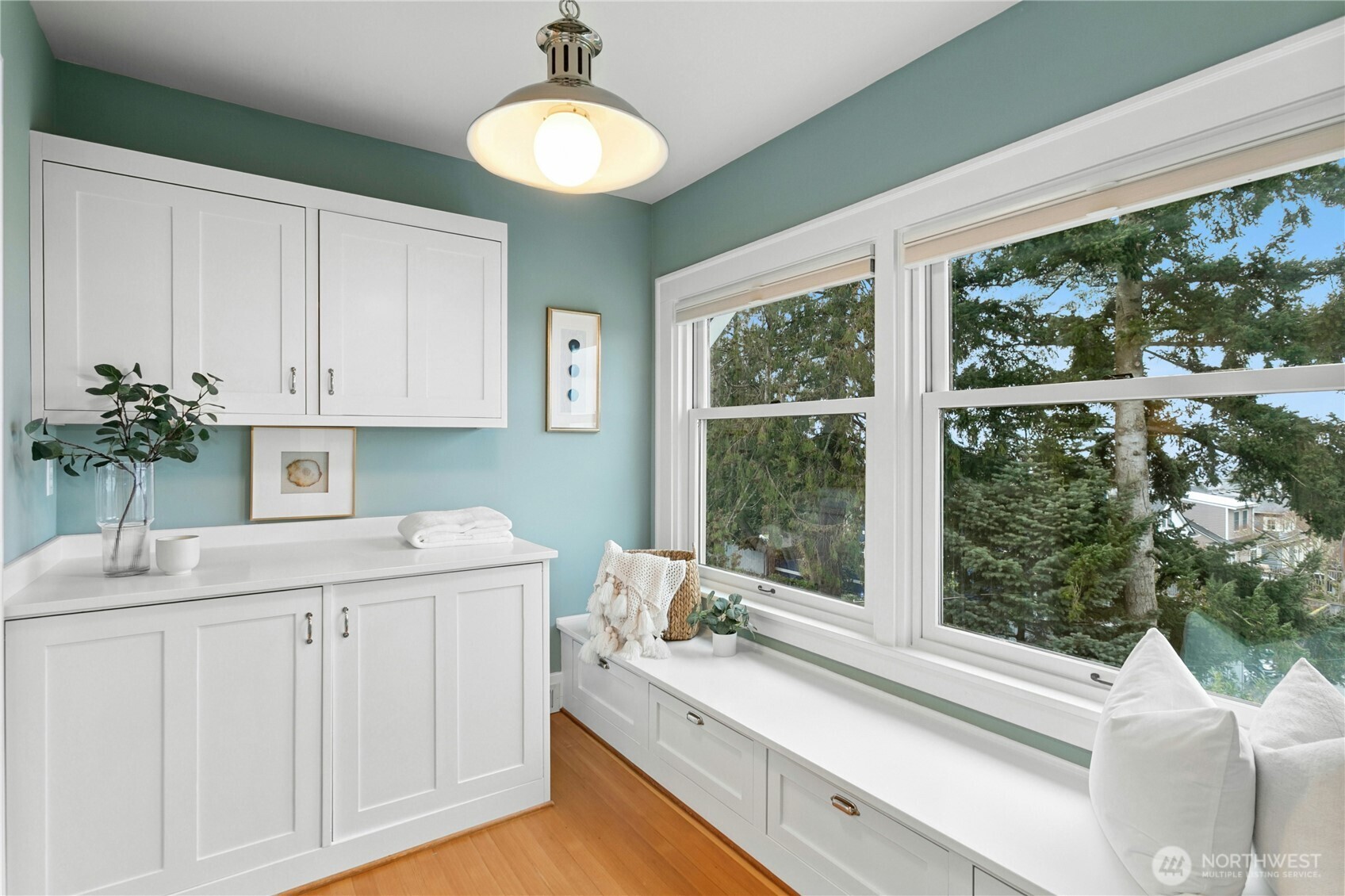 110 Smith Street , Seattle, WA 98109