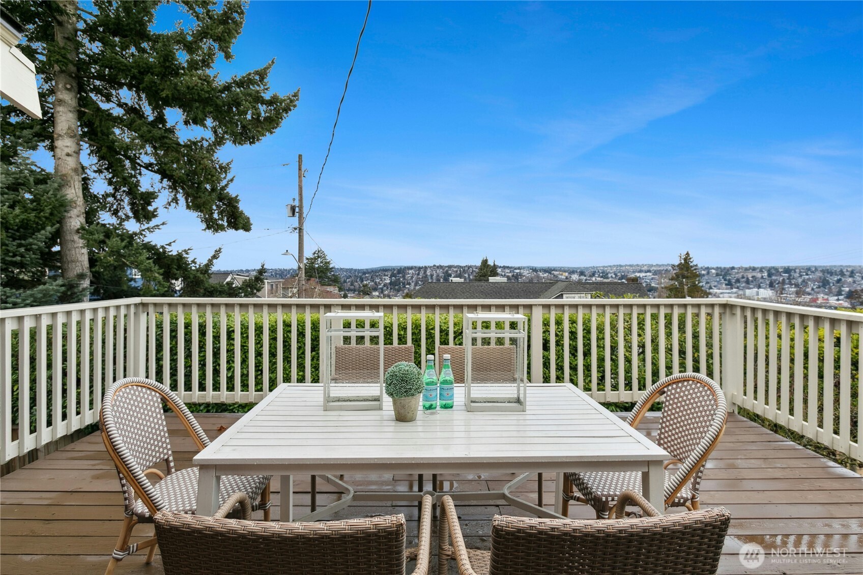 110 Smith Street , Seattle, WA 98109