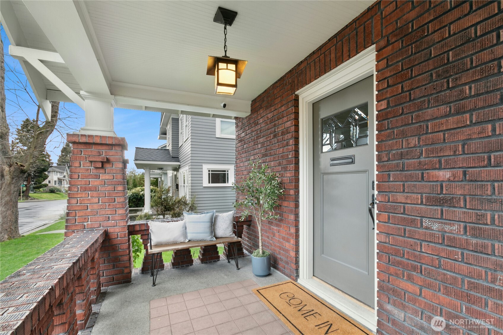 110 Smith Street , Seattle, WA 98109