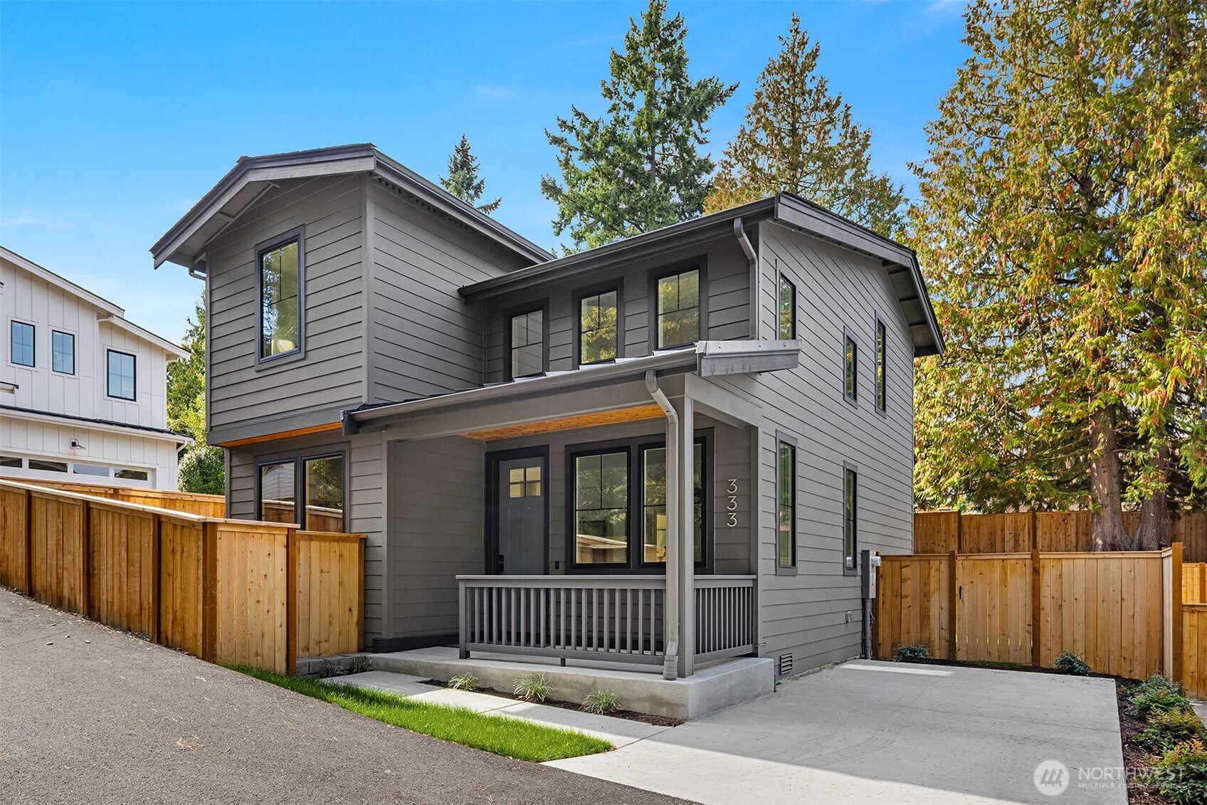 333 18th Avenue , Kirkland, WA 98033