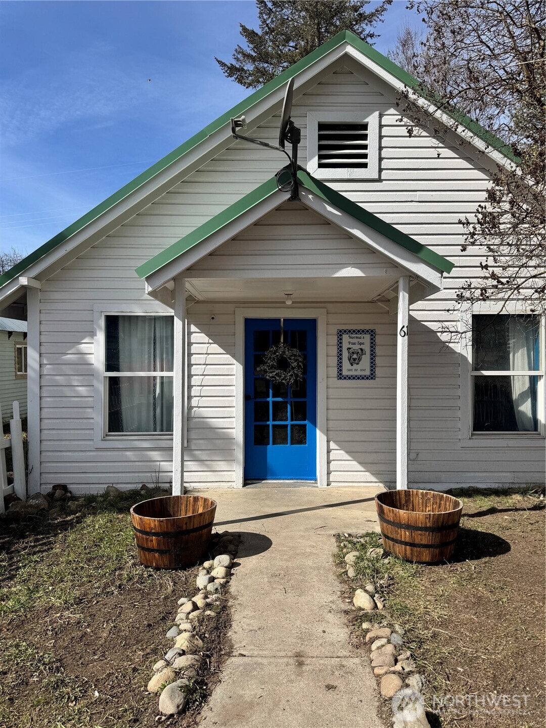 61 N Kean Street , Republic, WA 99166