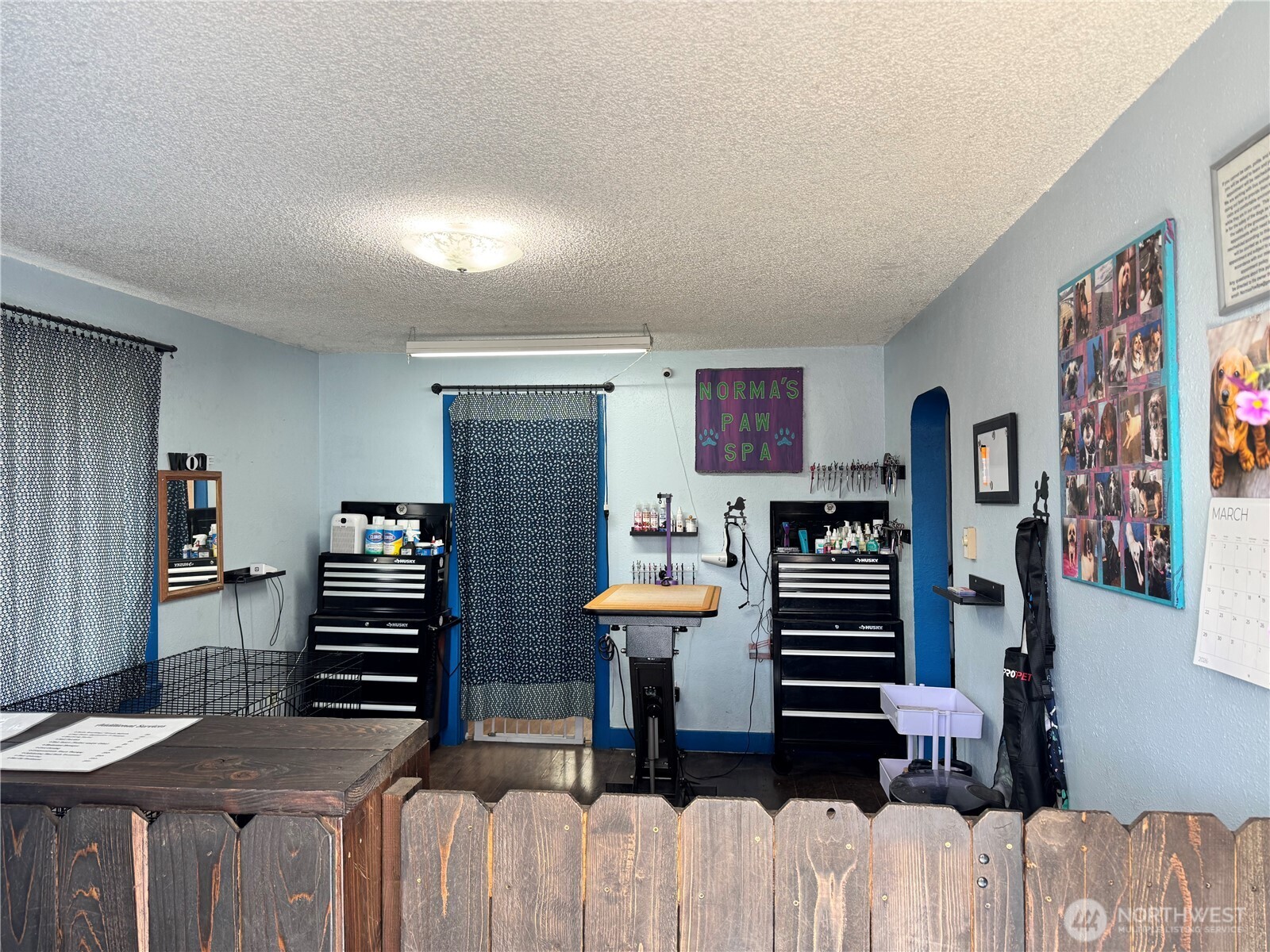 61 N Kean Street , Republic, WA 99166