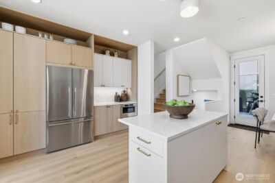 2010 Fairview Avenue E #B, Seattle, WA 98102 - Photo 12