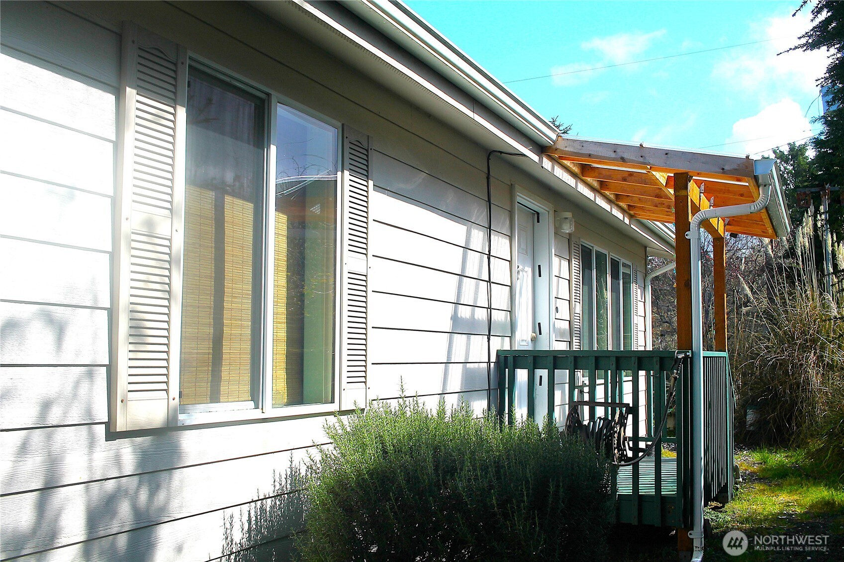 521 N Hoquiam Street , Westport, WA 98595