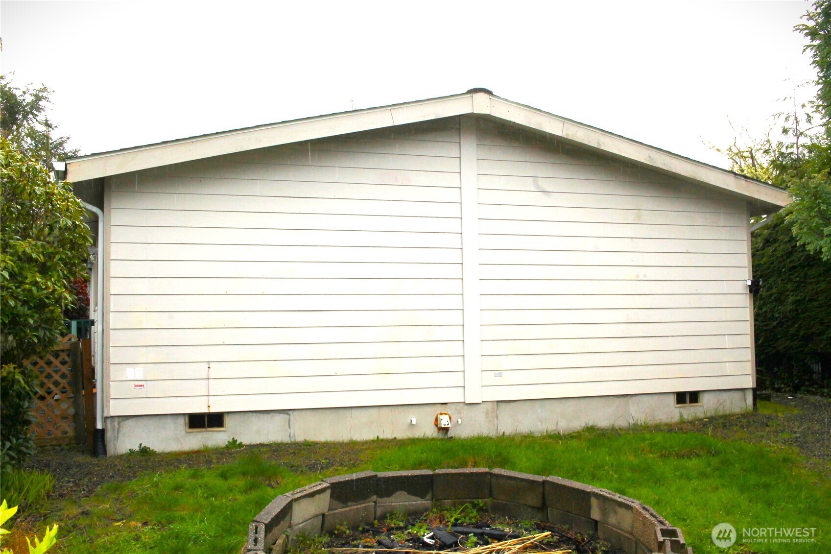 521 N Hoquiam Street , Westport, WA 98595