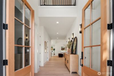 1917 166th Place NE, Bellevue, WA 98008 - Photo 2