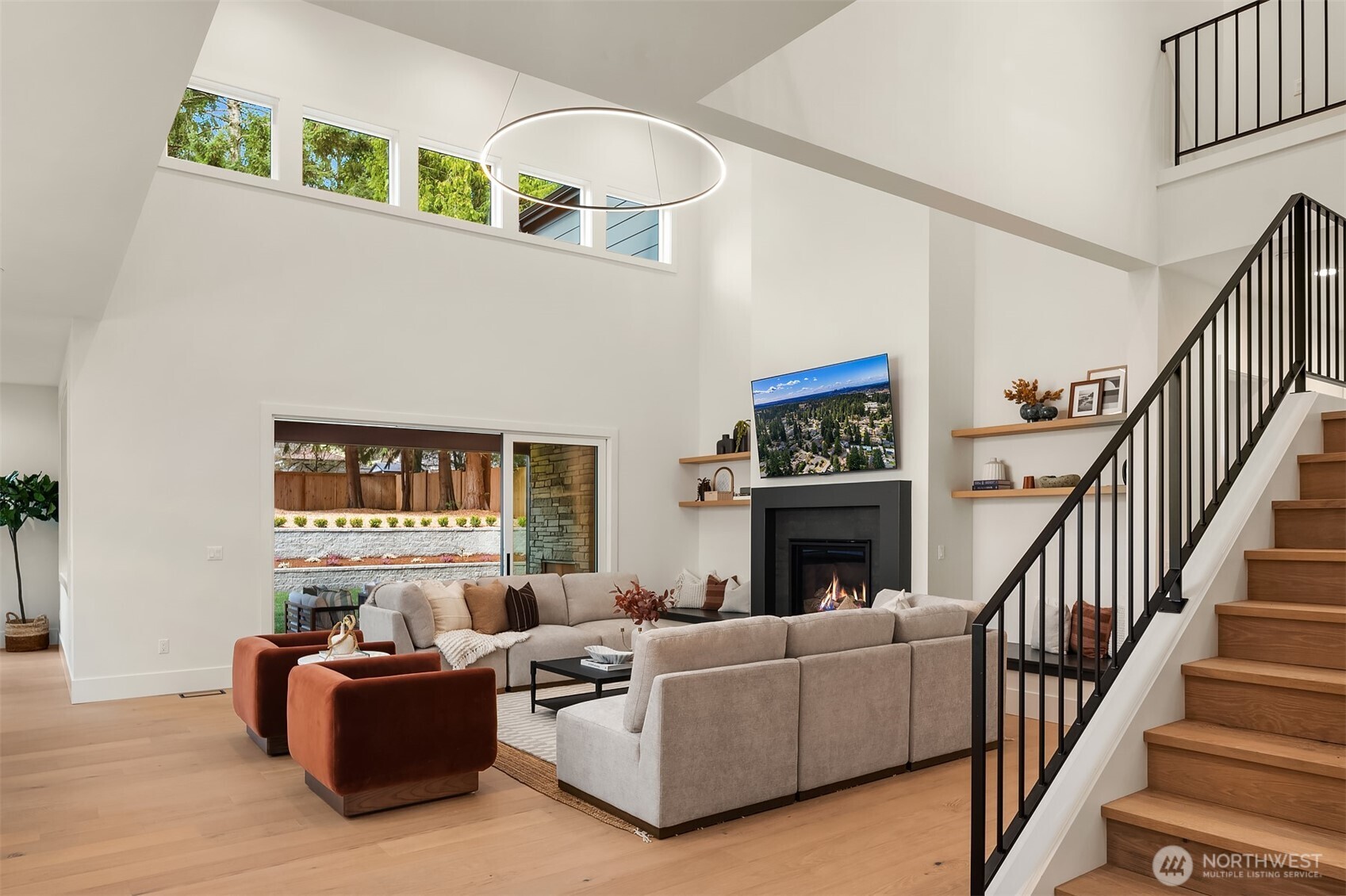 1917 166th Place NE, Bellevue, WA 98008