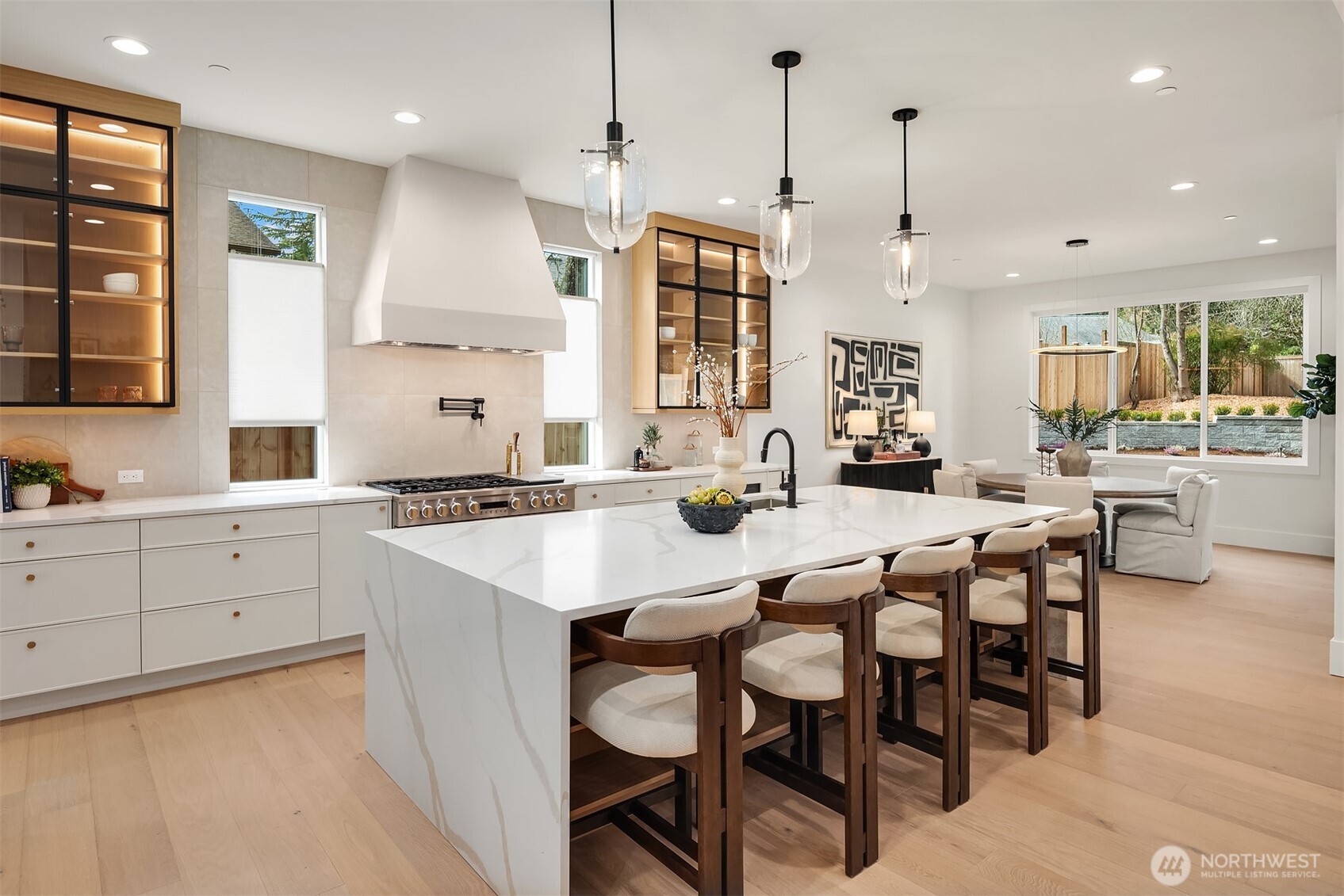 1917 166th Place NE, Bellevue, WA 98008