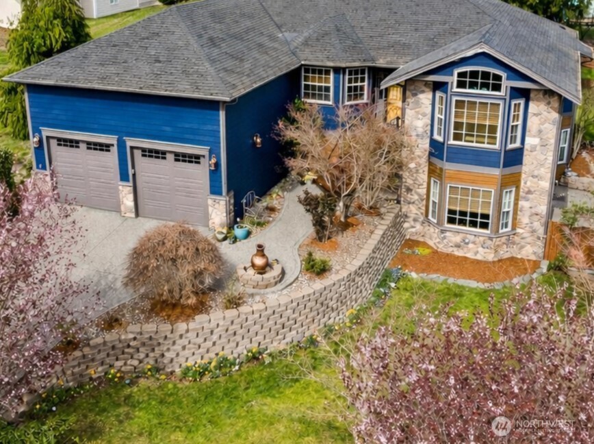 1140 Matterhorn Loop , Camano Island, WA 98282