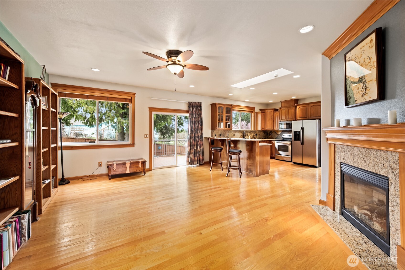 1140 Matterhorn Loop , Camano Island, WA 98282