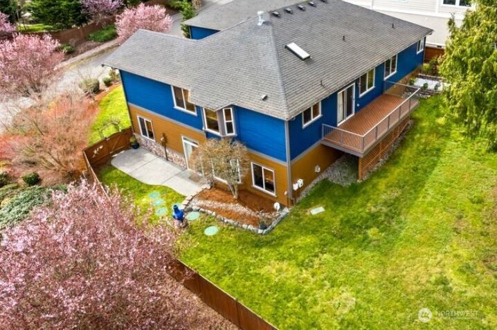 1140 Matterhorn Loop , Camano Island, WA 98282