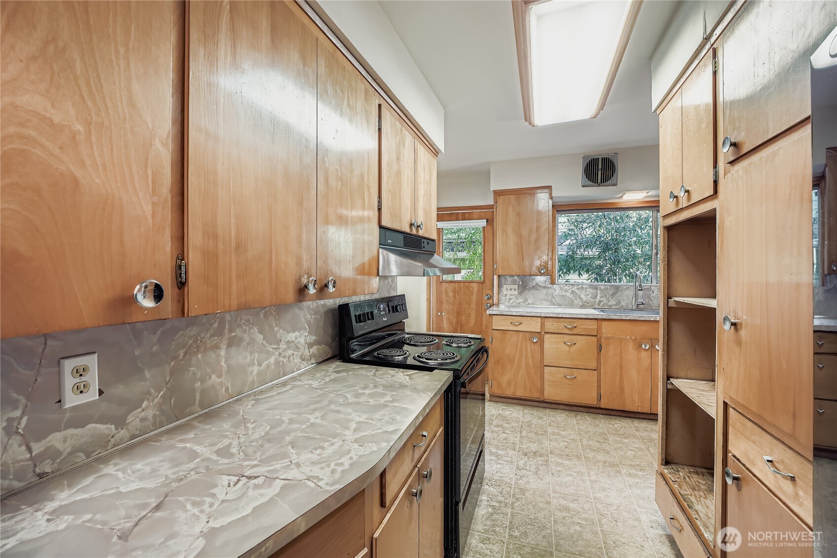 2834 30th Avenue S, Seattle, WA 98144