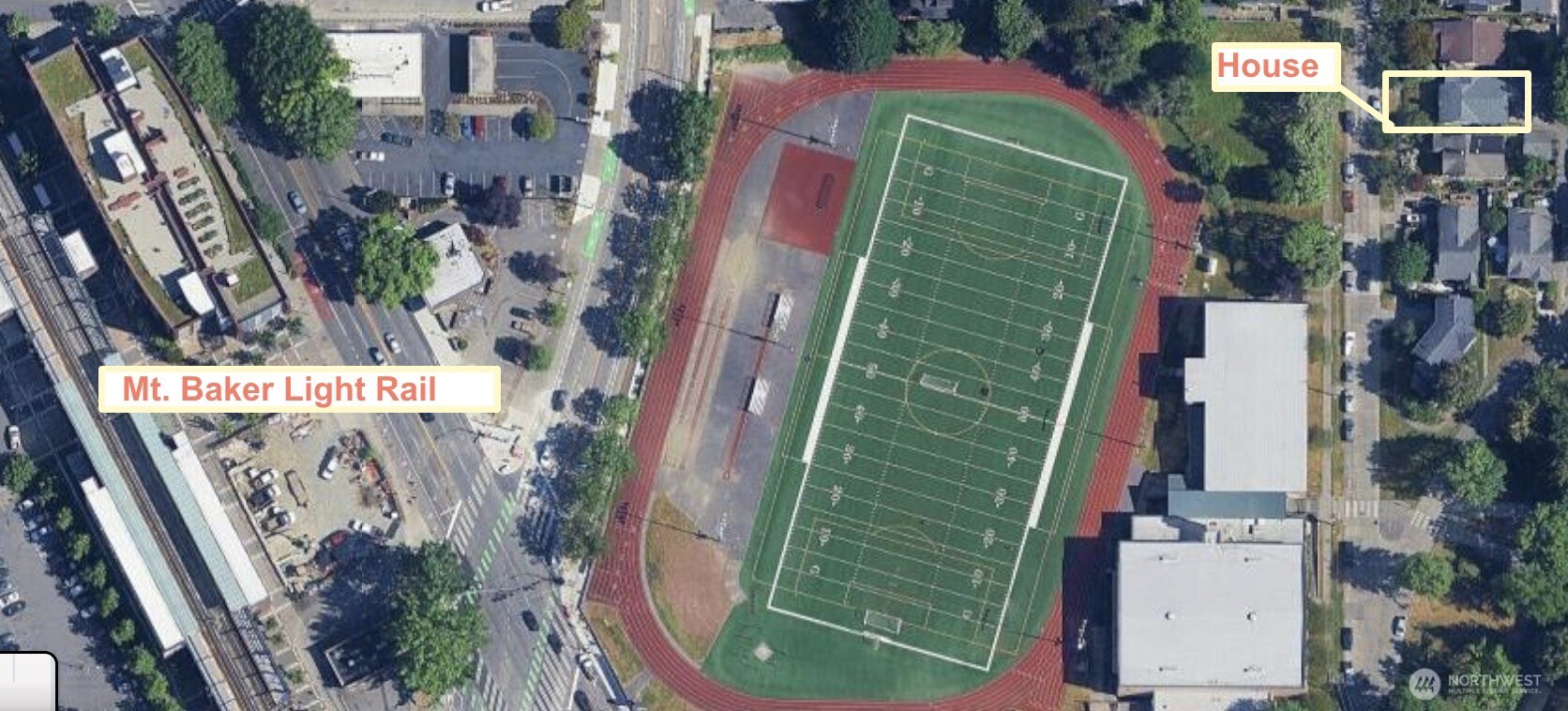 2834 30th Avenue S, Seattle, WA 98144