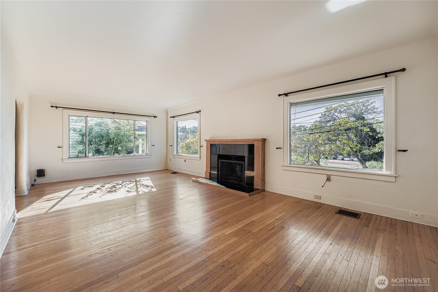 2834 30th Avenue S, Seattle, WA 98144