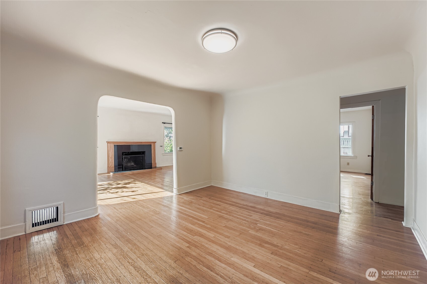 2834 30th Avenue S, Seattle, WA 98144