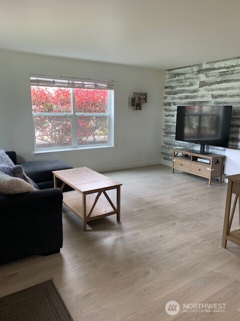 2424 Orleans Street , Bellingham, WA 98229