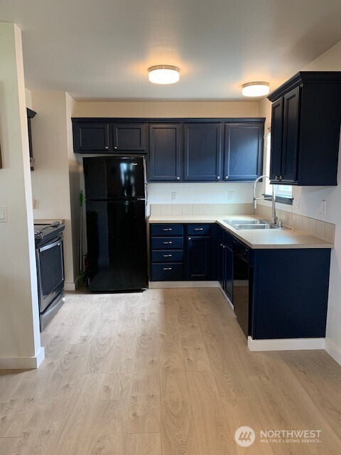 2424 Orleans Street , Bellingham, WA 98229