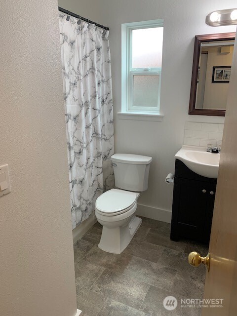 2424 Orleans Street , Bellingham, WA 98229