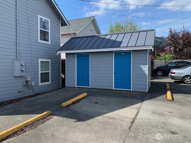 2424 Orleans Street , Bellingham, WA 98229