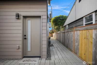 8338 27th Avenue NW #B, Seattle, WA 98117 - Photo 22