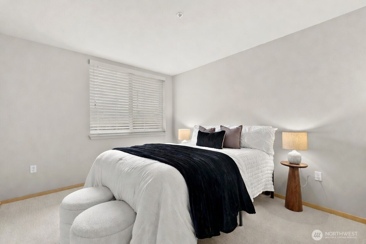 425 23rd Avenue S #A401, Seattle, WA 98144