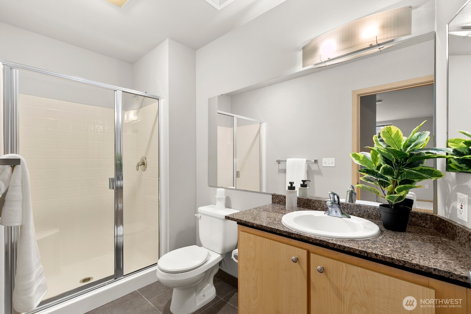 425 23rd Avenue S #A401, Seattle, WA 98144