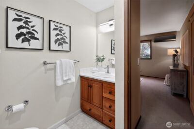 1101 Harbor Avenue SW #2D, Seattle, WA 98116 - Photo 12
