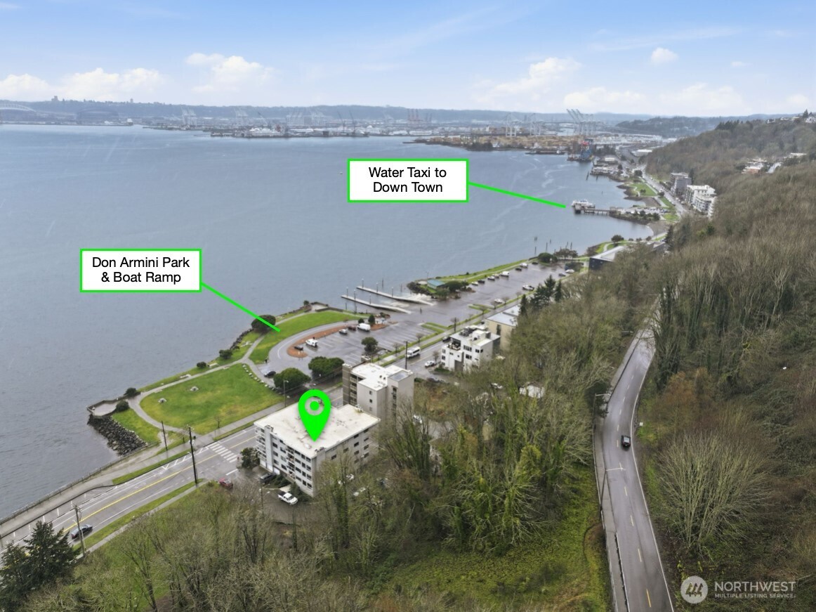 1101 Harbor Avenue SW #2D, Seattle, WA 98116