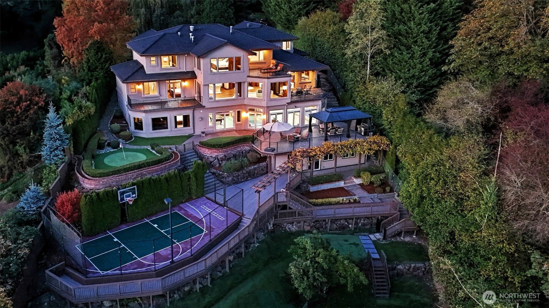 7909 78th Avenue SE, Mercer Island, WA 98040