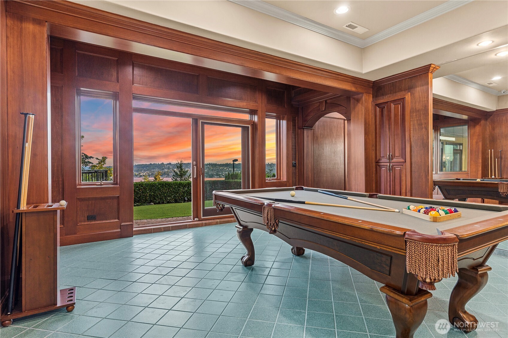 7909 78th Avenue SE, Mercer Island, WA 98040