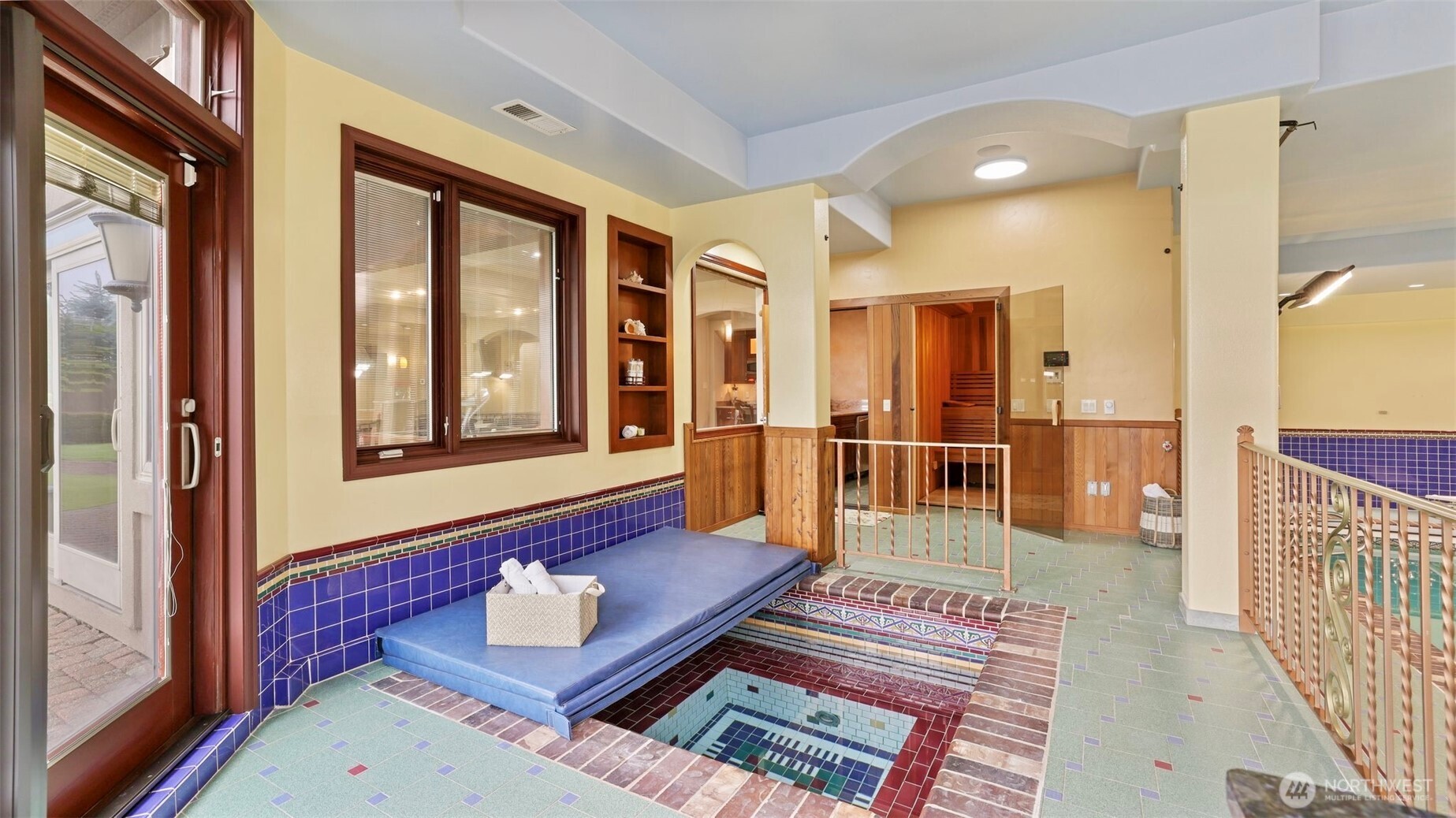 7909 78th Avenue SE, Mercer Island, WA 98040