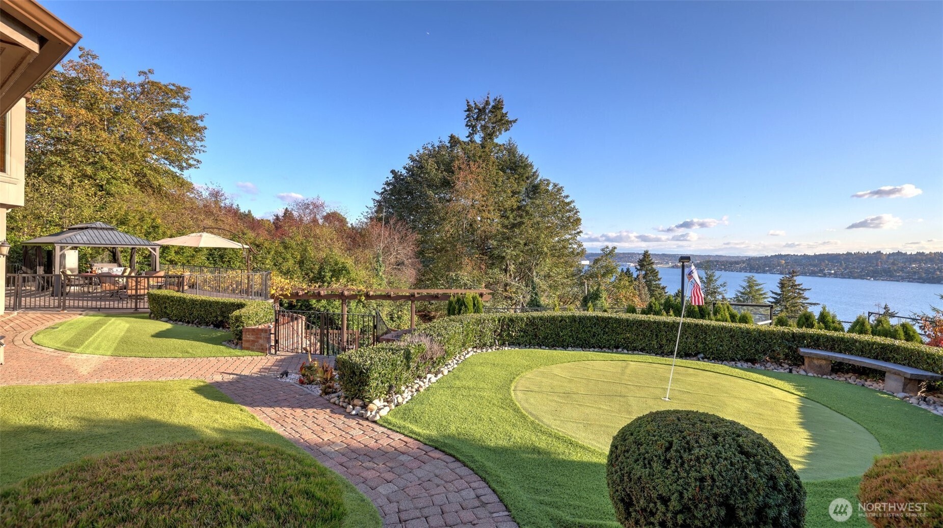 7909 78th Avenue SE, Mercer Island, WA 98040