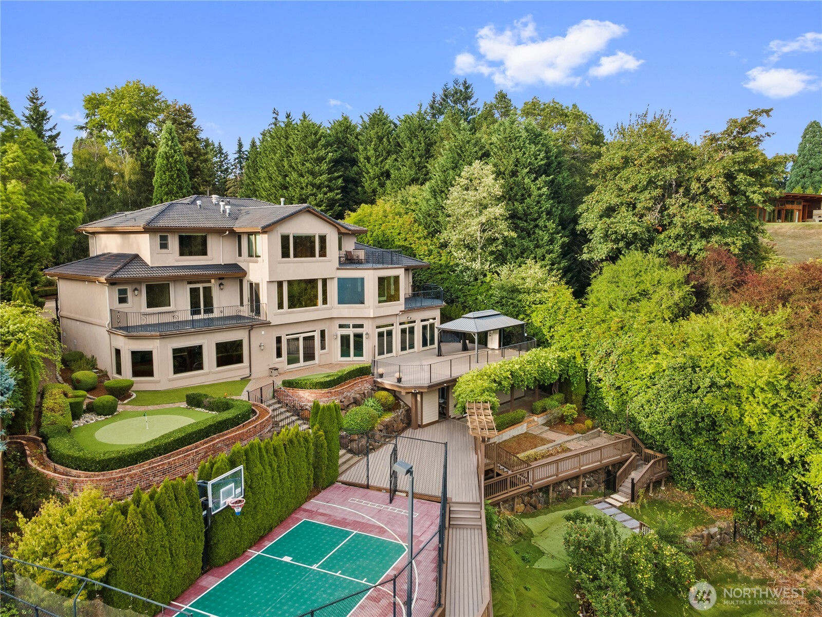 7909 78th Avenue SE, Mercer Island, WA 98040