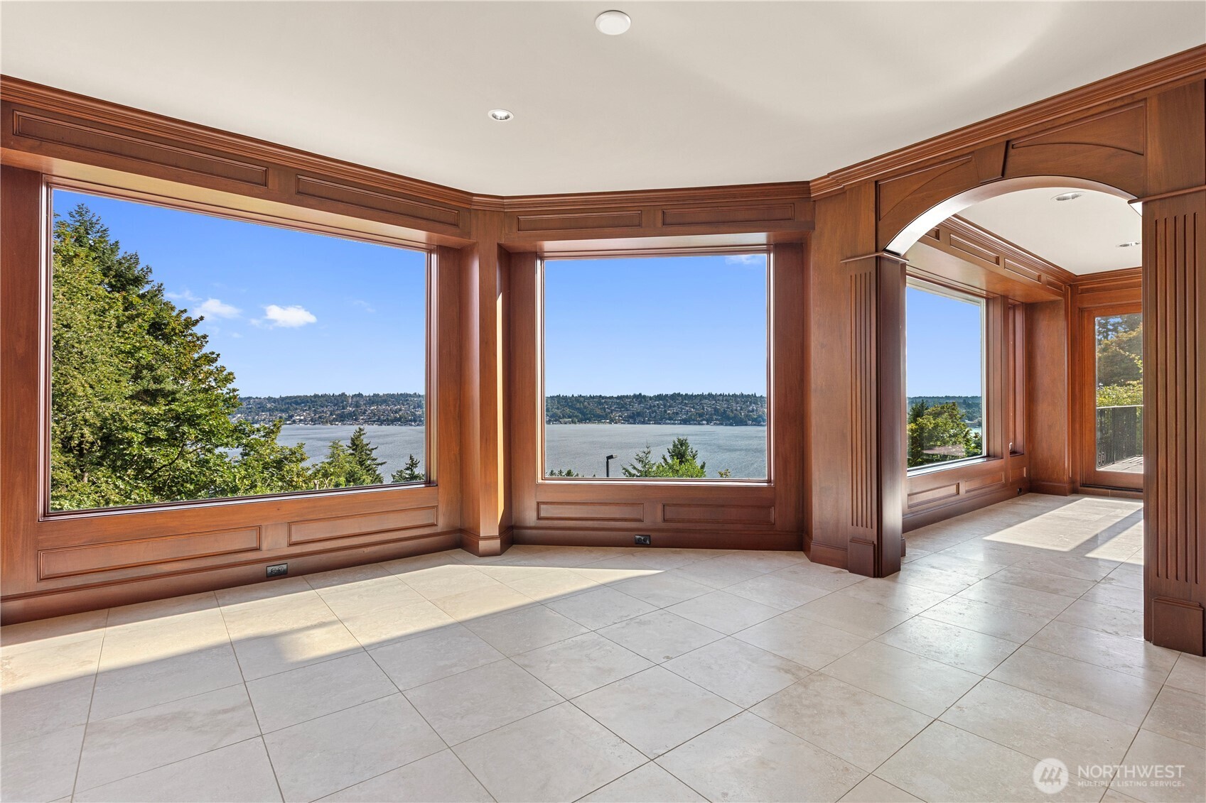 7909 78th Avenue SE, Mercer Island, WA 98040