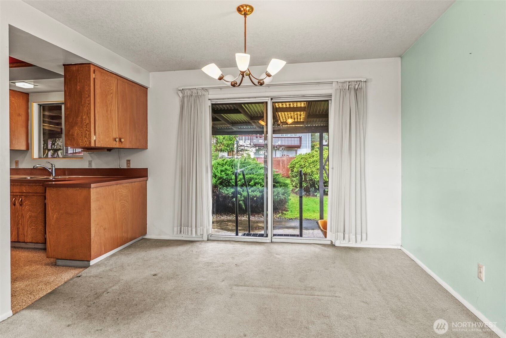 1241 Spruce Street , Longview, WA 98632