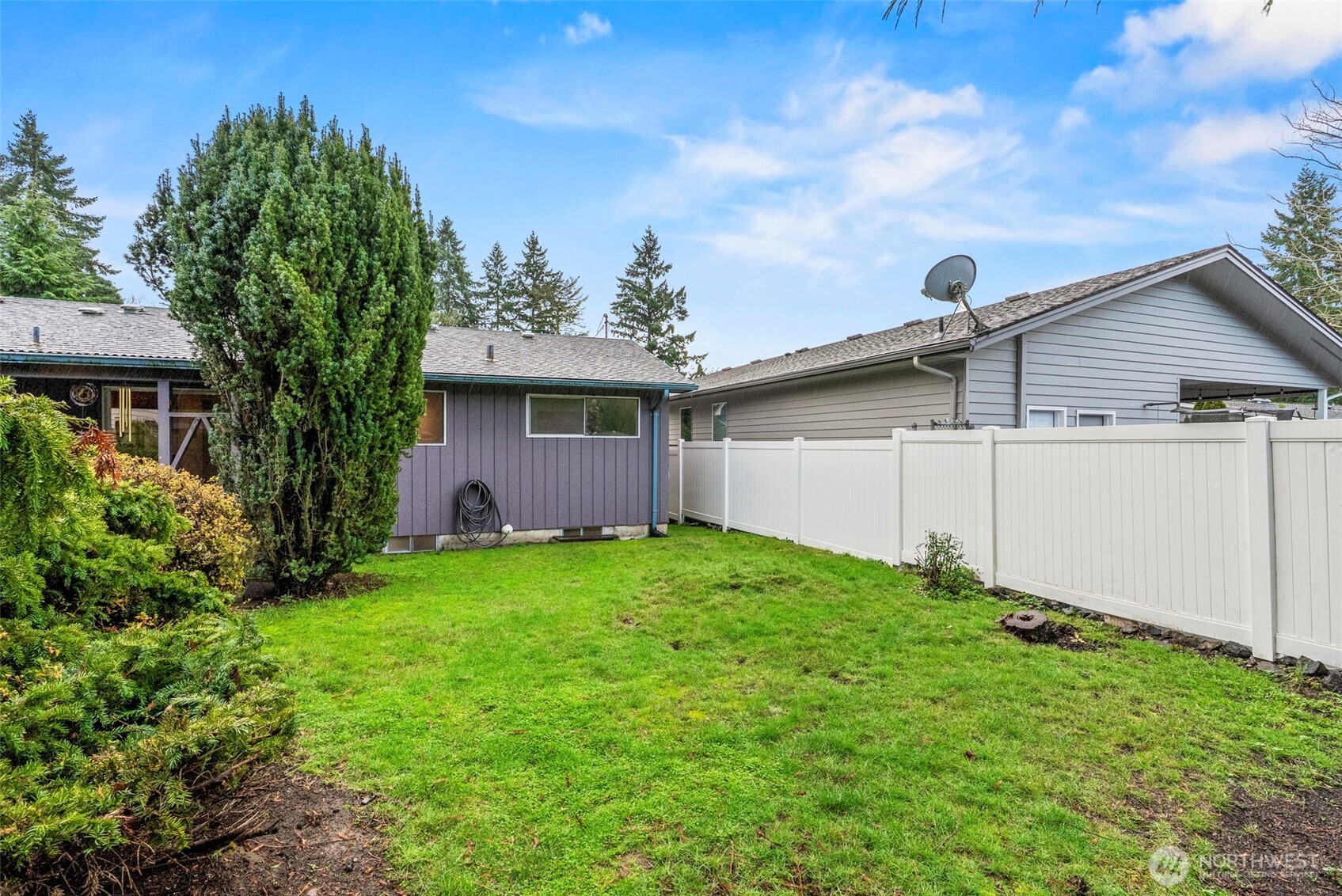 1241 Spruce Street , Longview, WA 98632