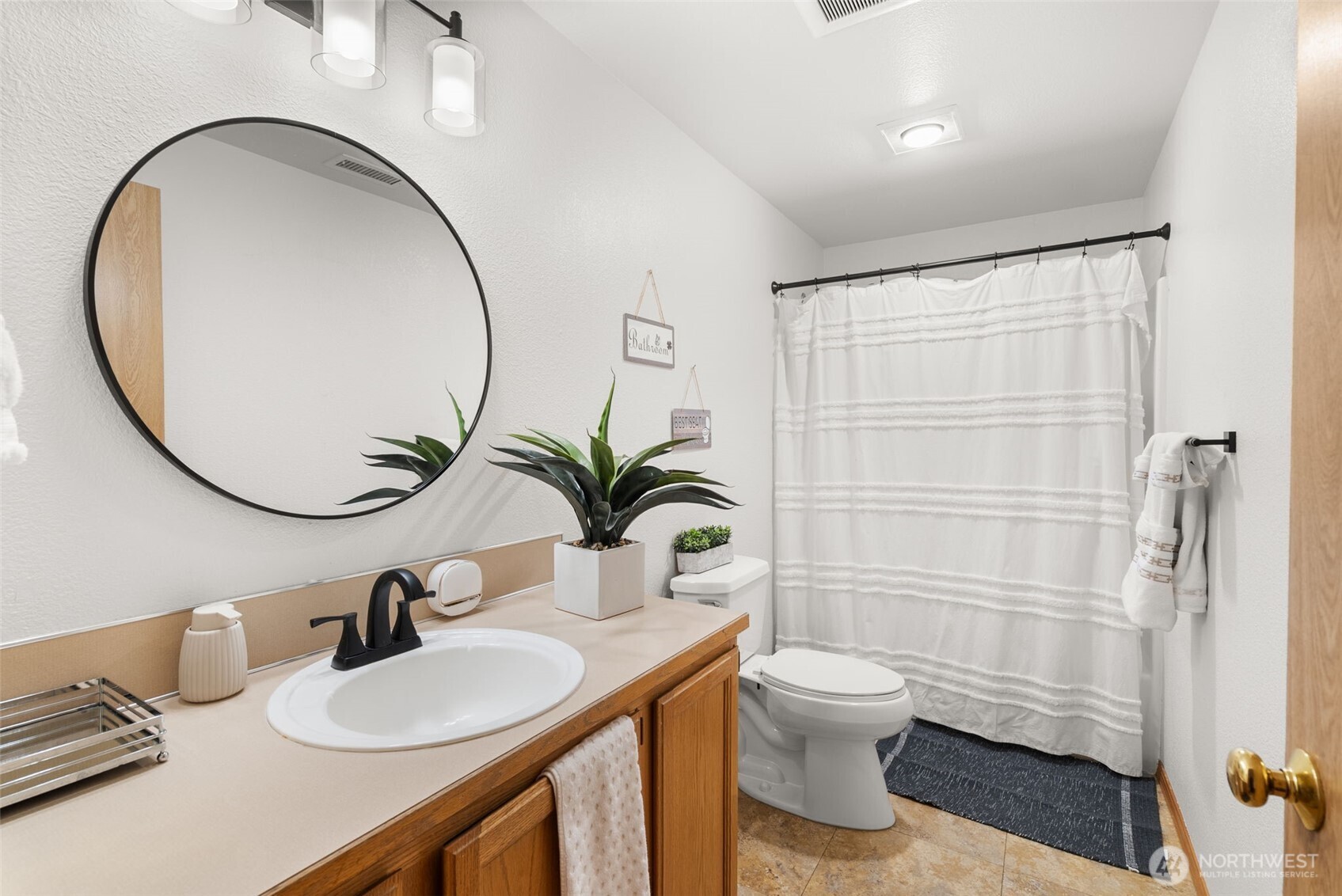 8634 Sweet Clover Drive SE, Yelm, WA 98597