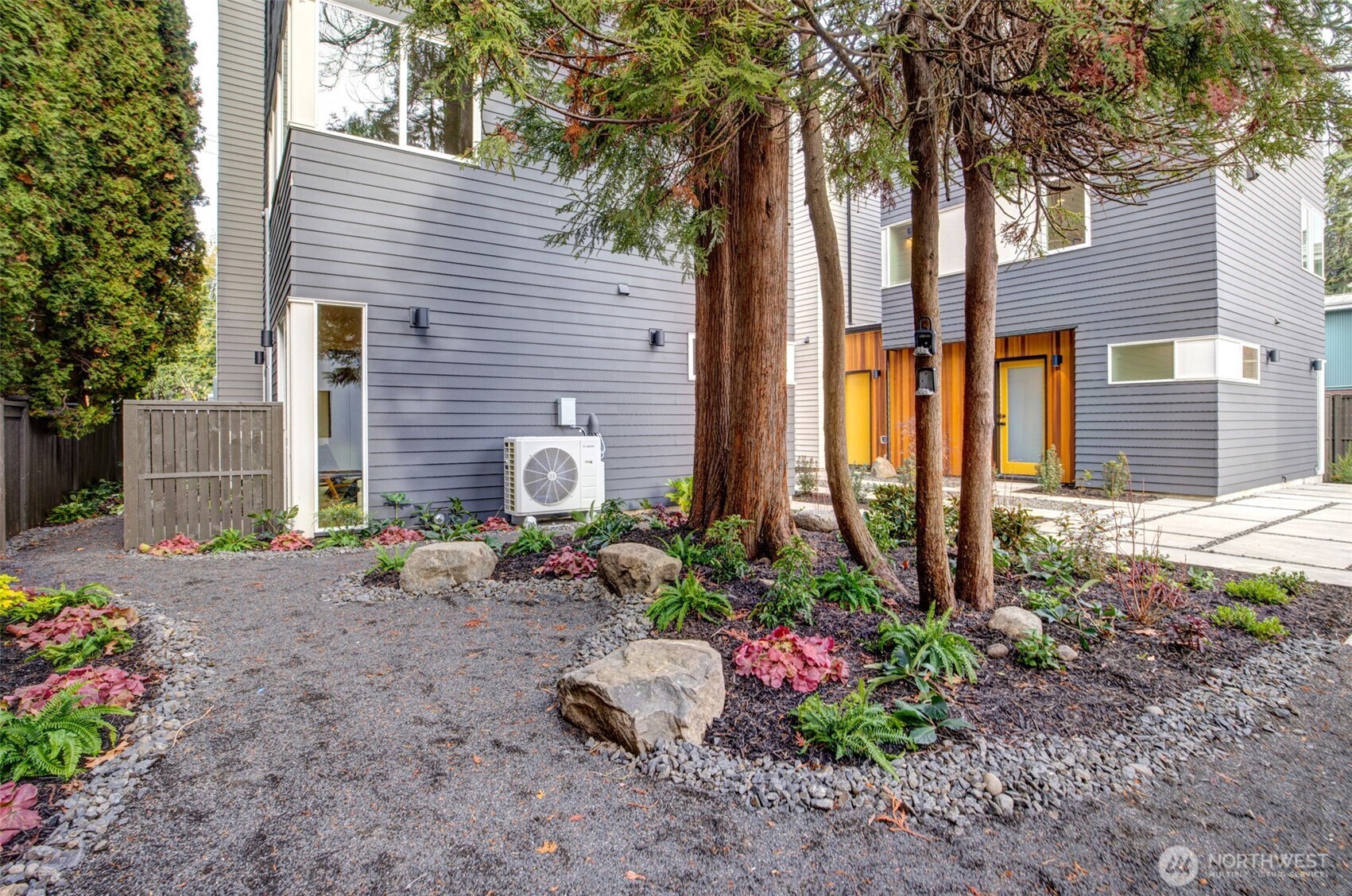 4405 B S Holly Street , Seattle, WA 98118