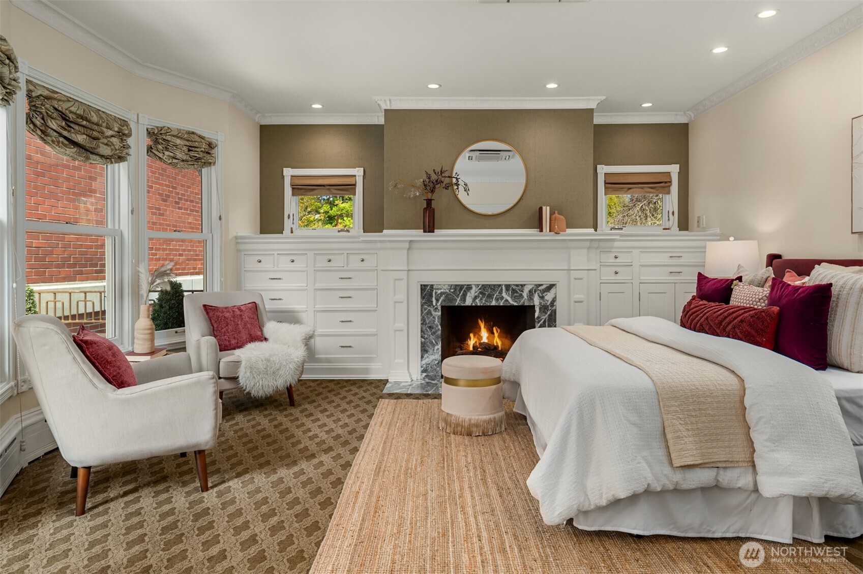 718 E Aloha Street #10, Seattle, WA 98102