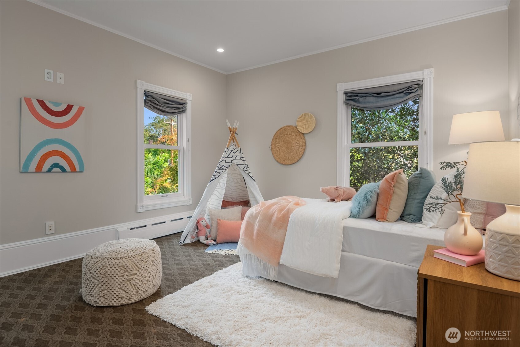 718 E Aloha Street #10, Seattle, WA 98102