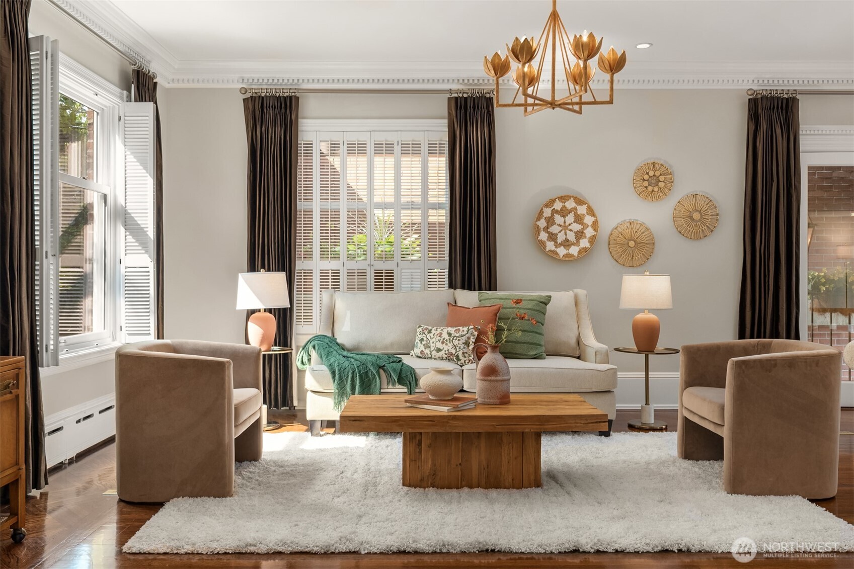 718 E Aloha Street #10, Seattle, WA 98102