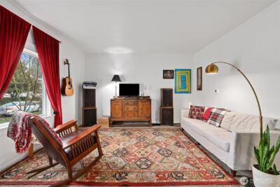 525 12th Avenue SE, Olympia, WA 98501 - Photo 2