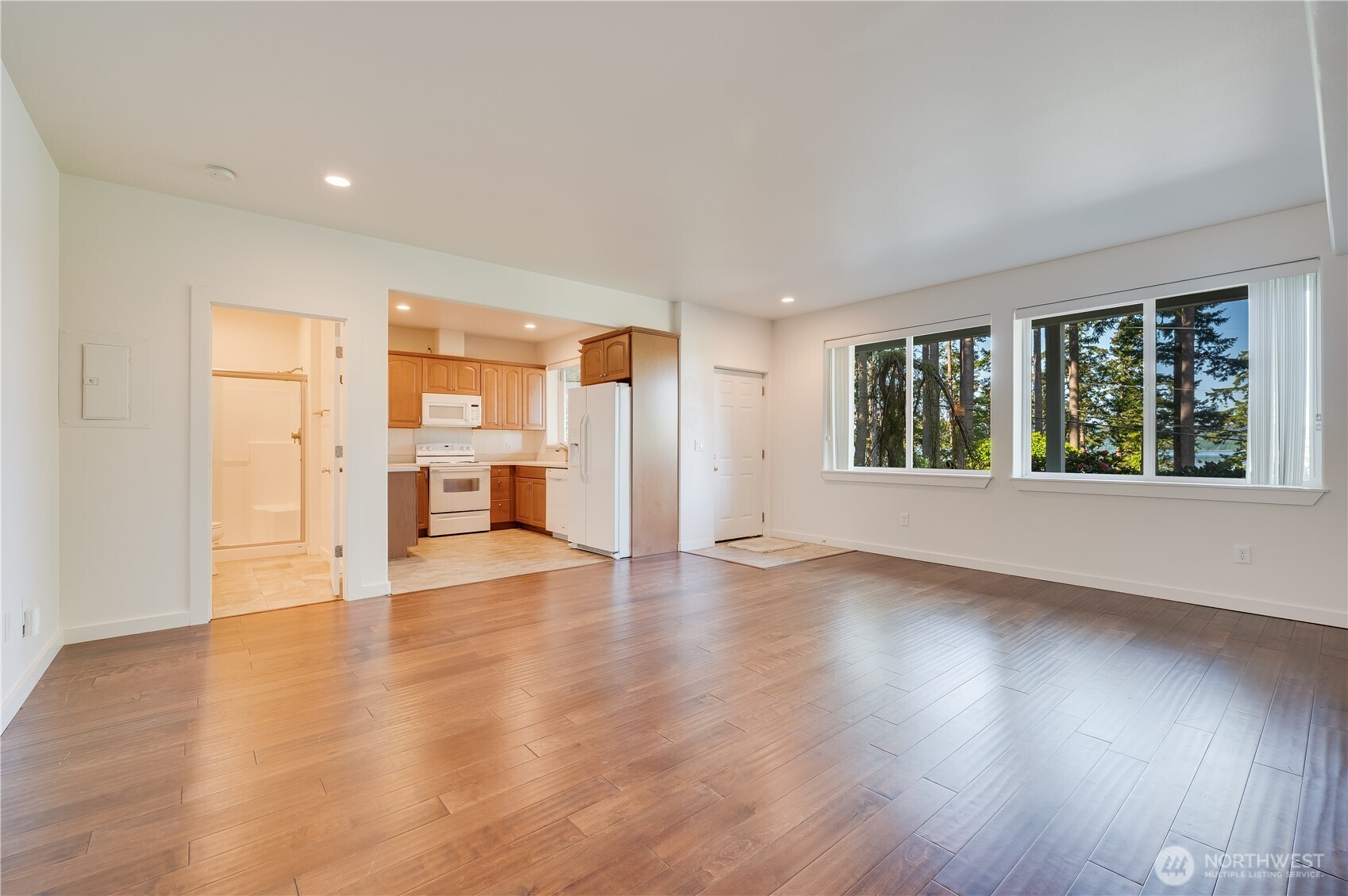 17340 Maple Lane , La Conner, WA 98257