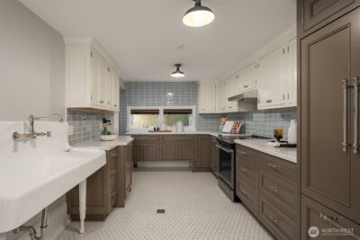 718 E Aloha Street #10, Seattle, WA 98102 - Photo 22