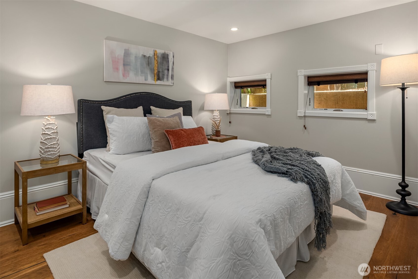 718 E Aloha Street #10, Seattle, WA 98102