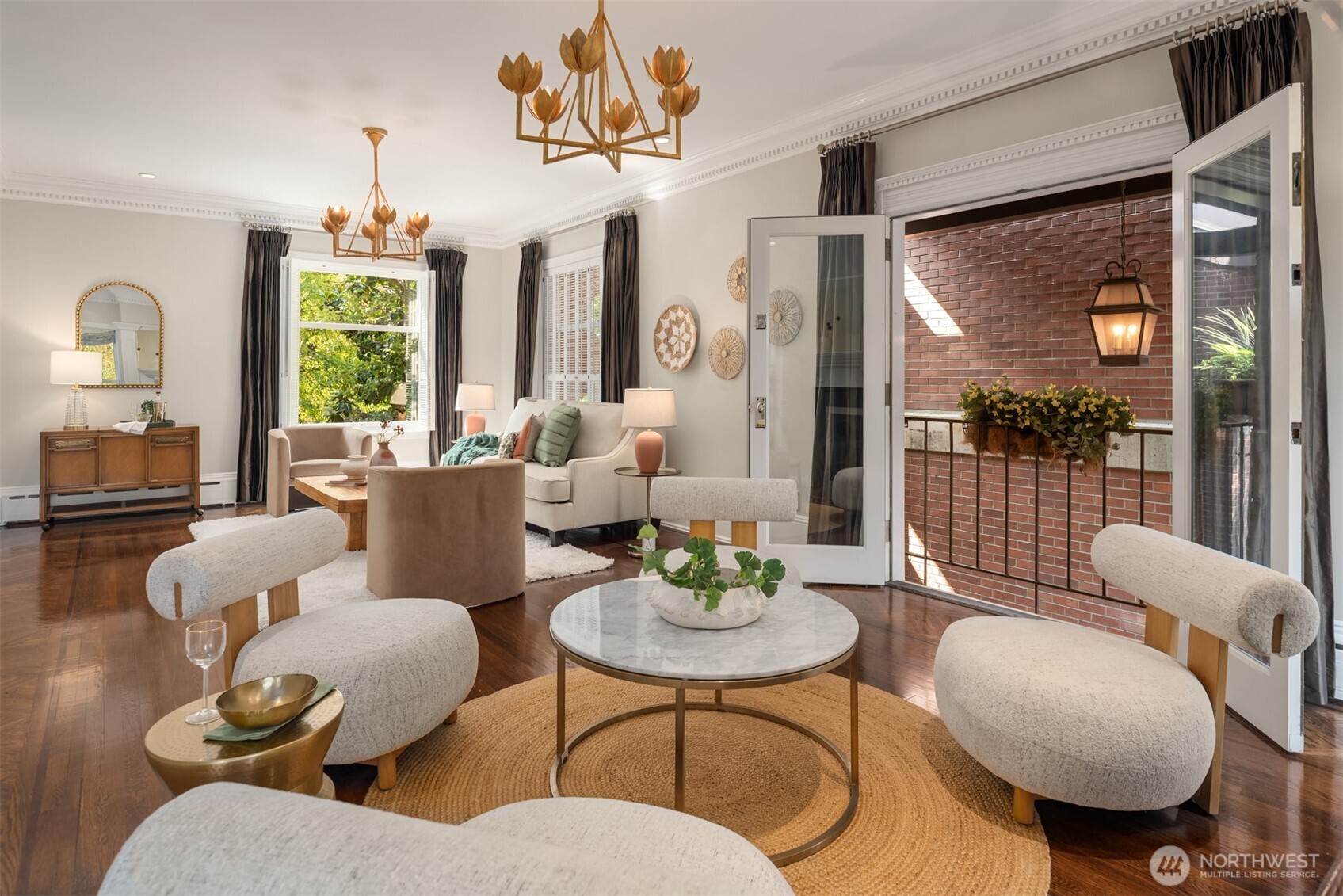 718 E Aloha Street #10, Seattle, WA 98102