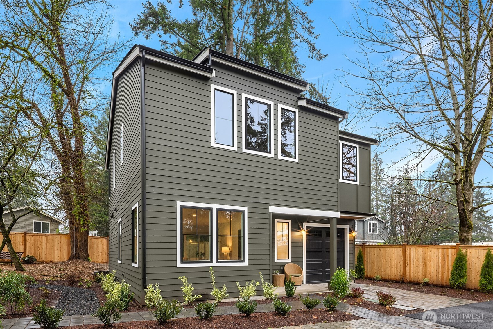 13115 NE 87th Lane , Kirkland, WA 98033