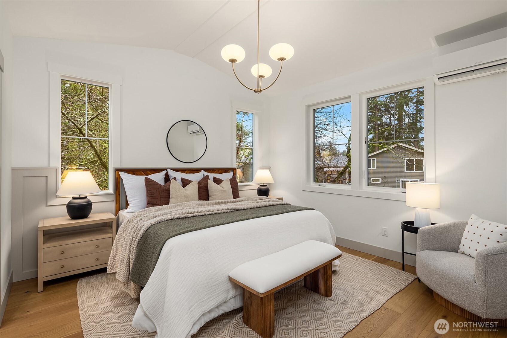 13115 NE 87th Lane , Kirkland, WA 98033